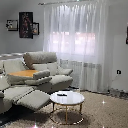 Mihaela Appartamento Laktaši