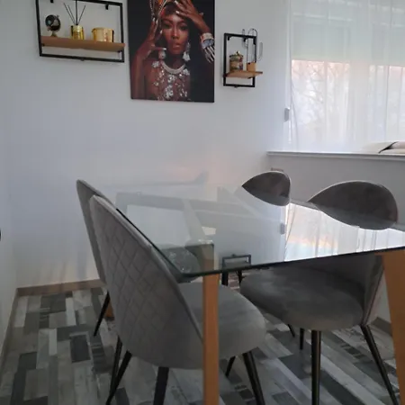 Apartment Mihaela Laktasi